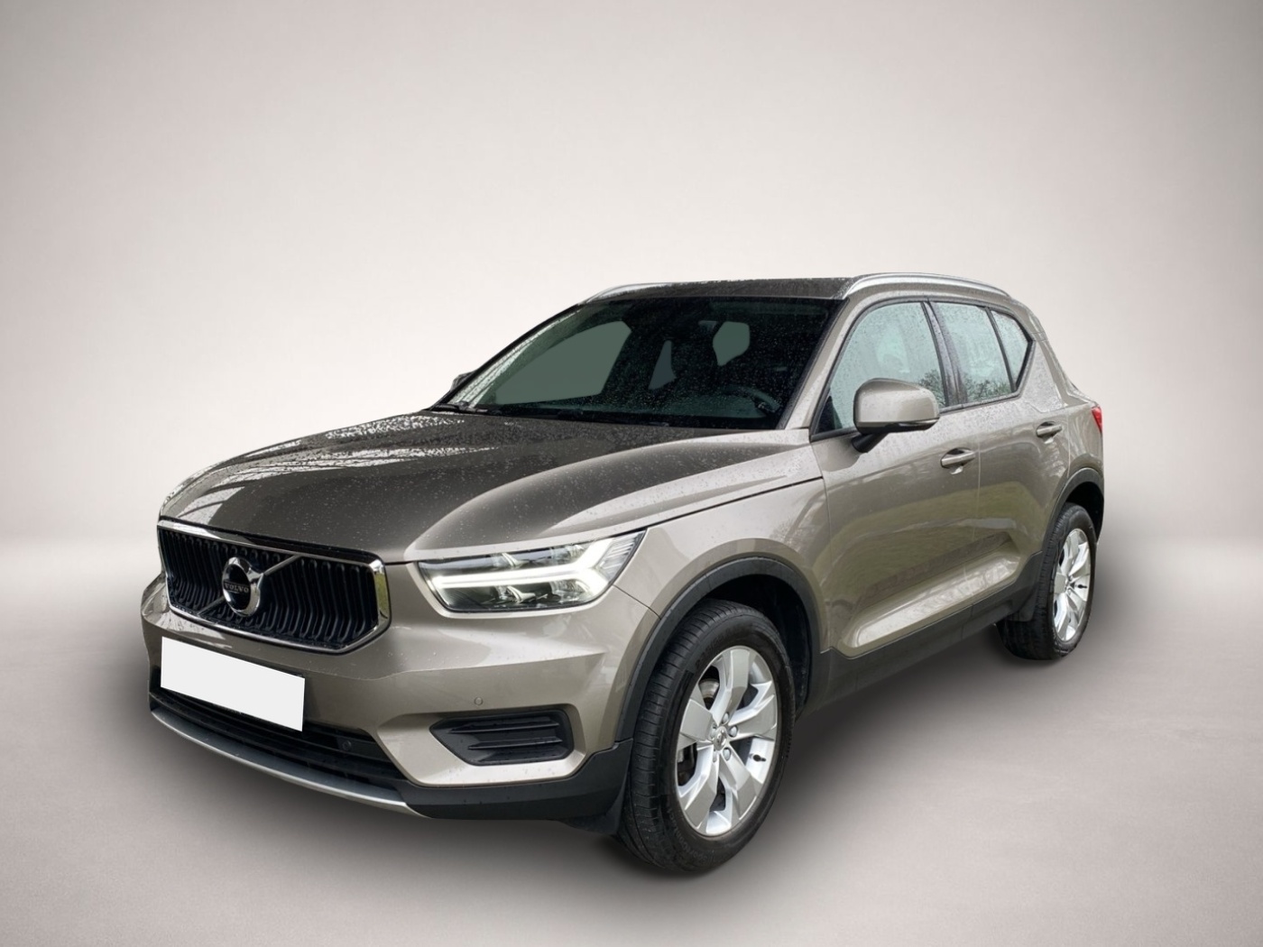 Volvo XC40 (01/2022, Benzin)