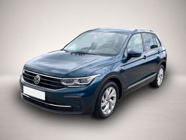 Volkswagen Tiguan (04/2021, Benzin)