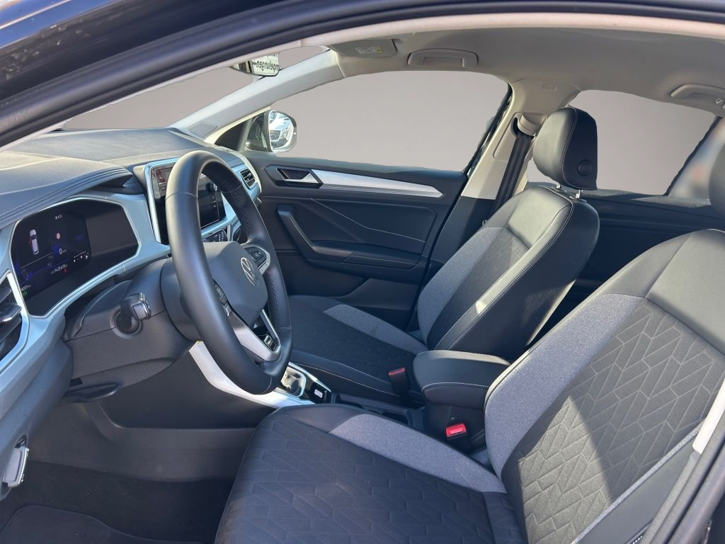Volkswagen T-Roc (04/2025, )