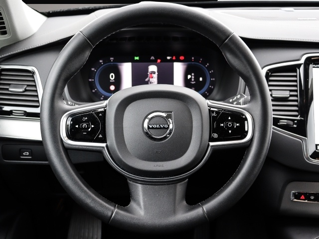 Volvo XC90 (07/2022, Benzin)