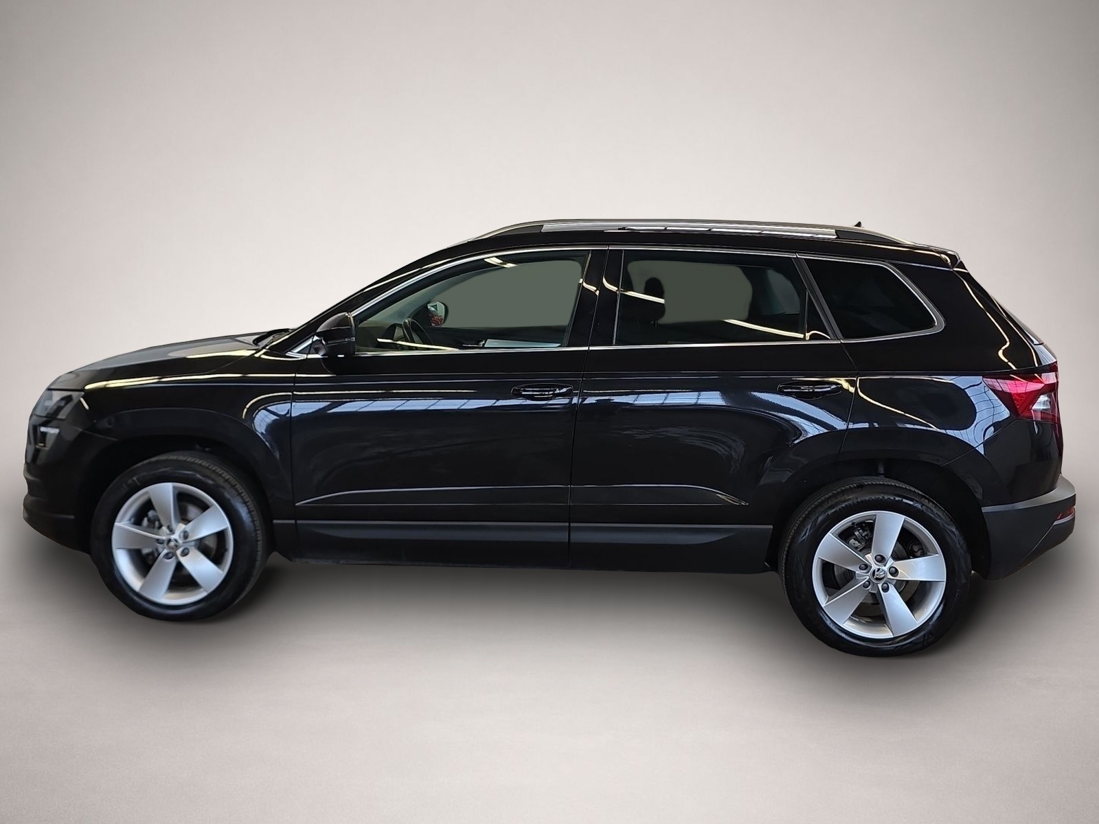 Skoda Karoq (05/2022, Benzin)
