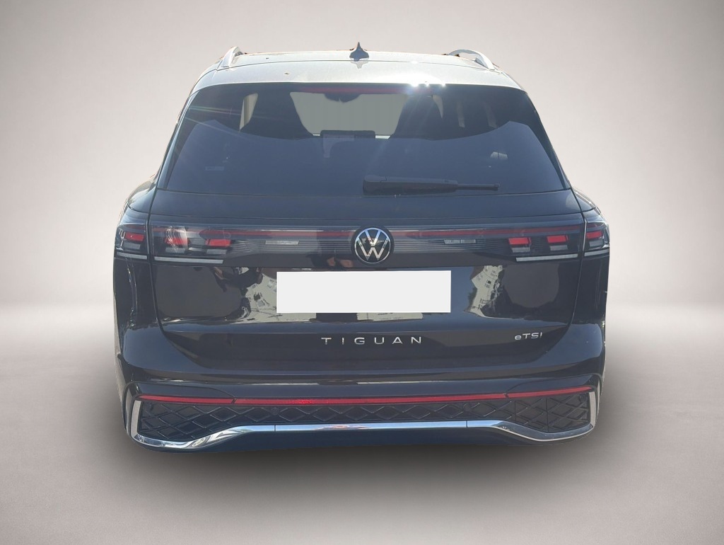 Volkswagen Tiguan (08/2025, Benzin)