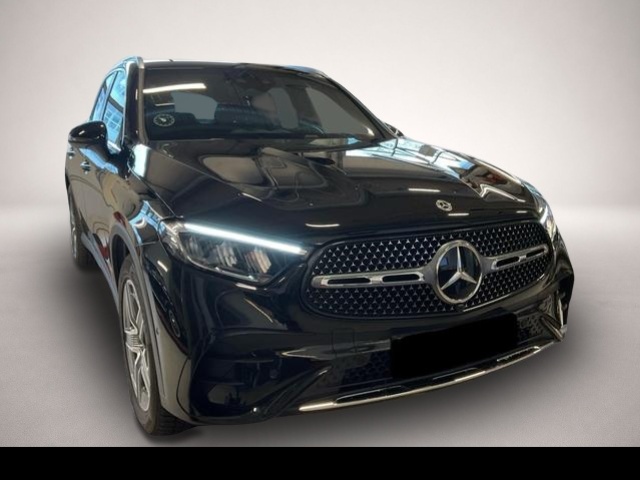 Mercedes-Benz Other (11/2025, Diesel)