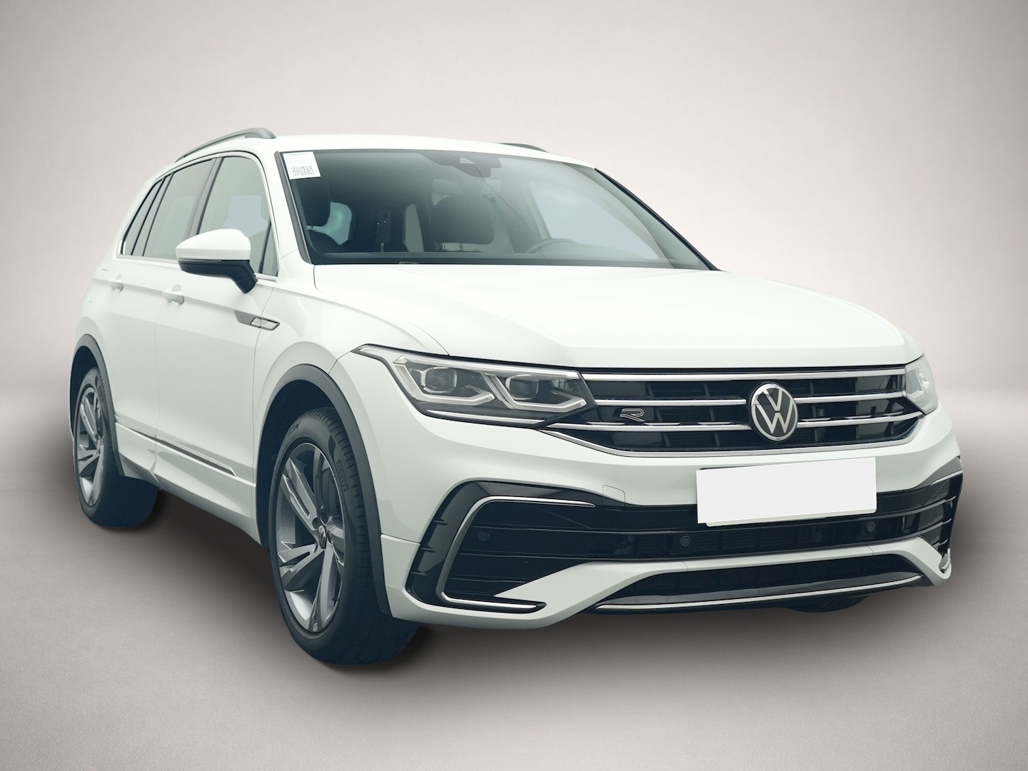 Volkswagen Tiguan (06/2022, Benzin)