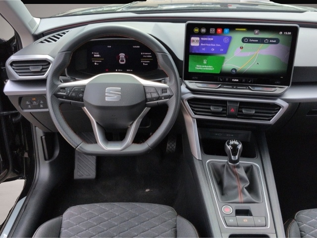 Seat Leon (06/2025, Benzin)