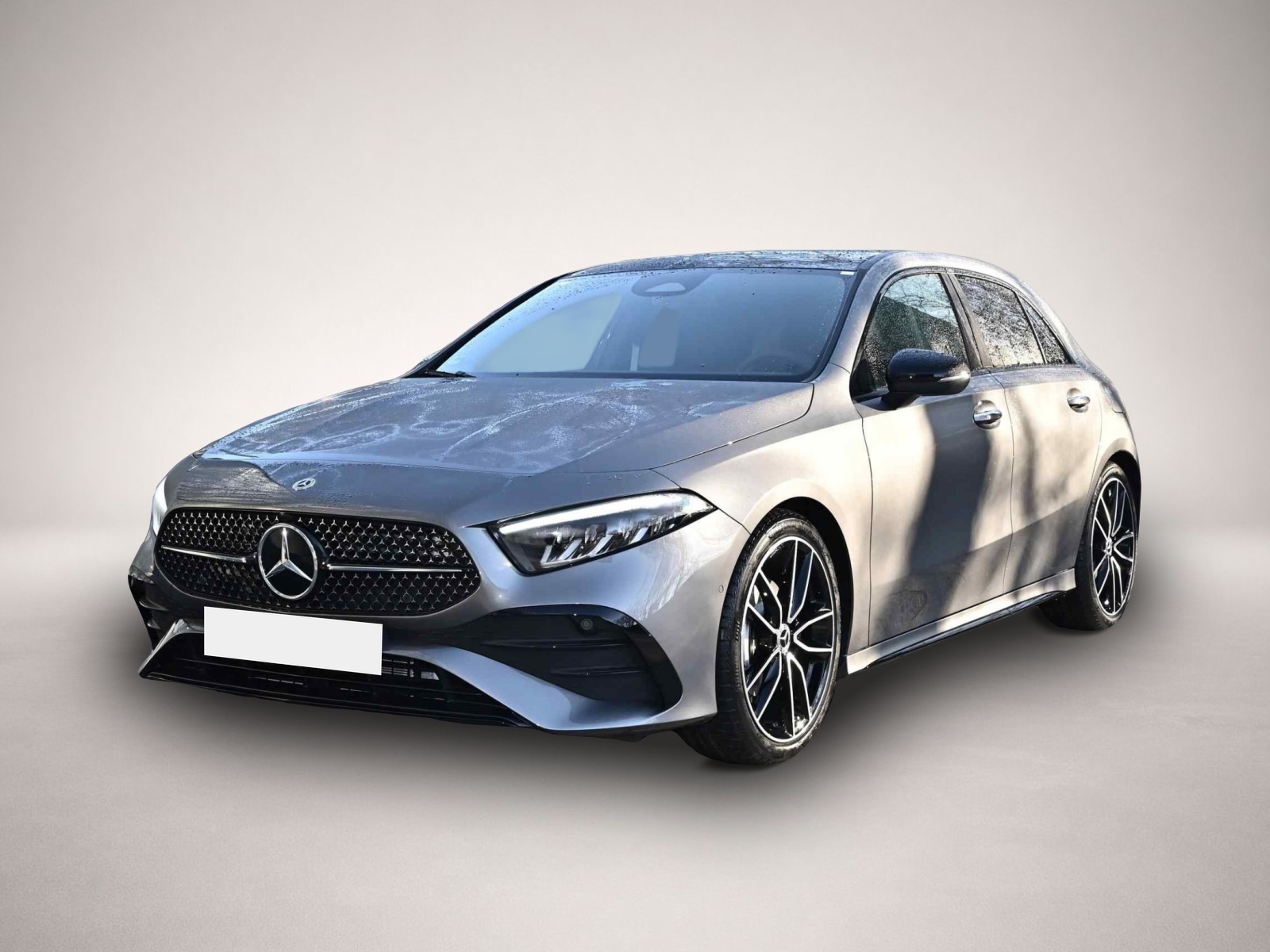 Mercedes-Benz A 200 (12/2025, Benzin)