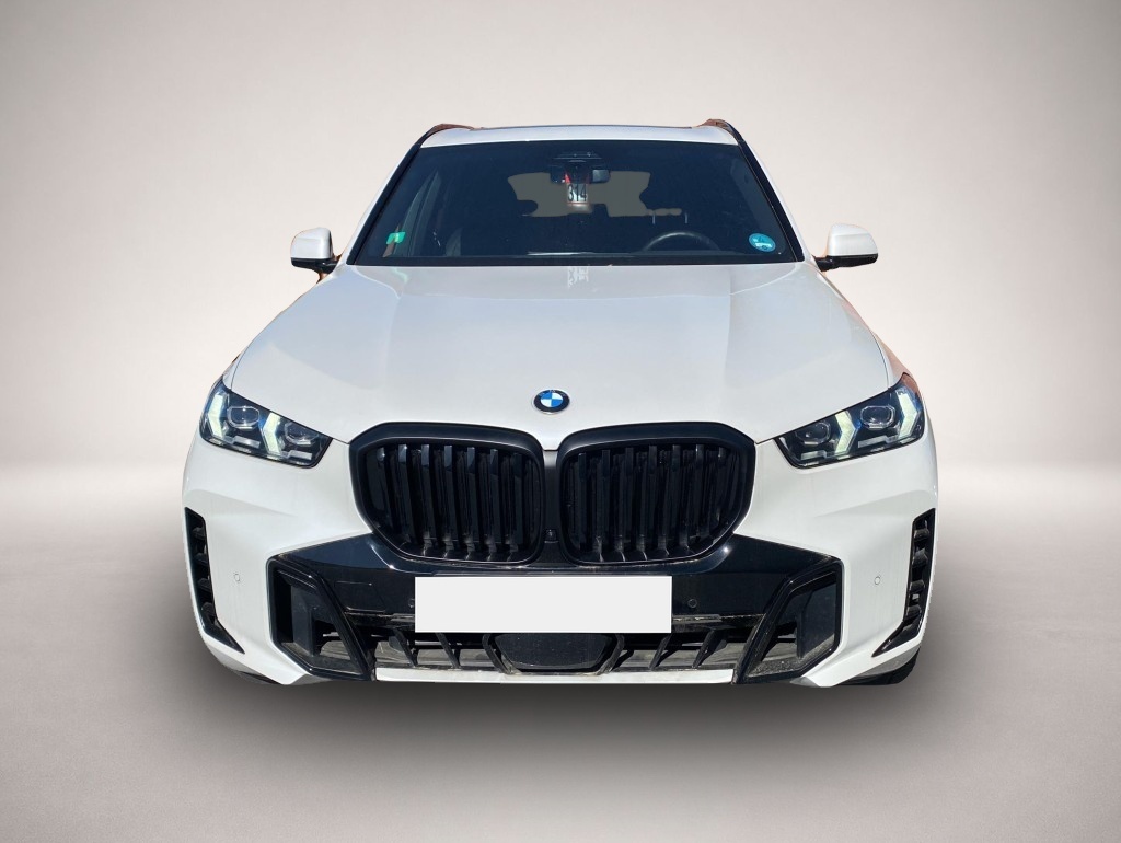 BMW X5 (08/2024, Diesel)