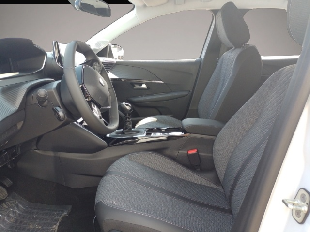 Peugeot 208 (06/2025, Benzin)