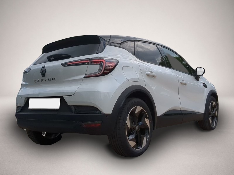 Renault Captur (10/2025, Benzin)