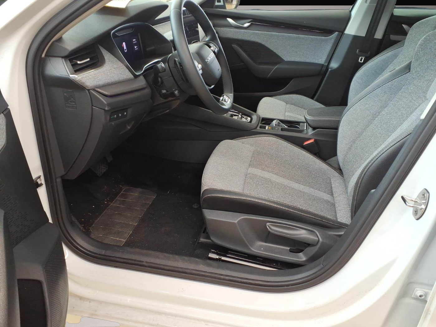 Skoda Octavia (10/2025, Benzin)